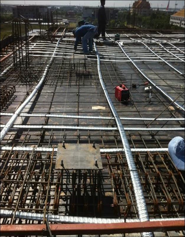 University building construction photo 31