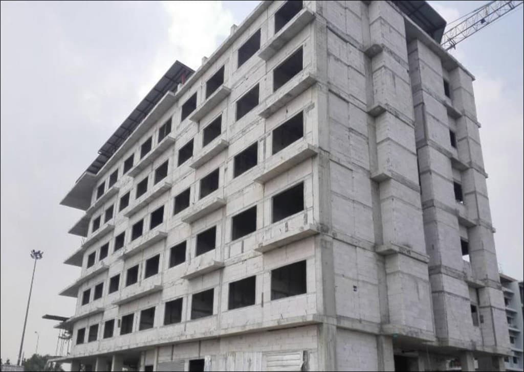 University building construction photo 32