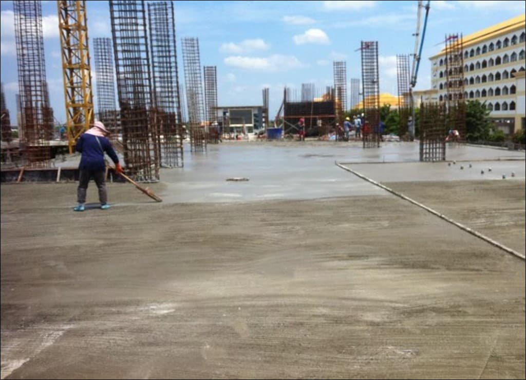 University building construction photo 39