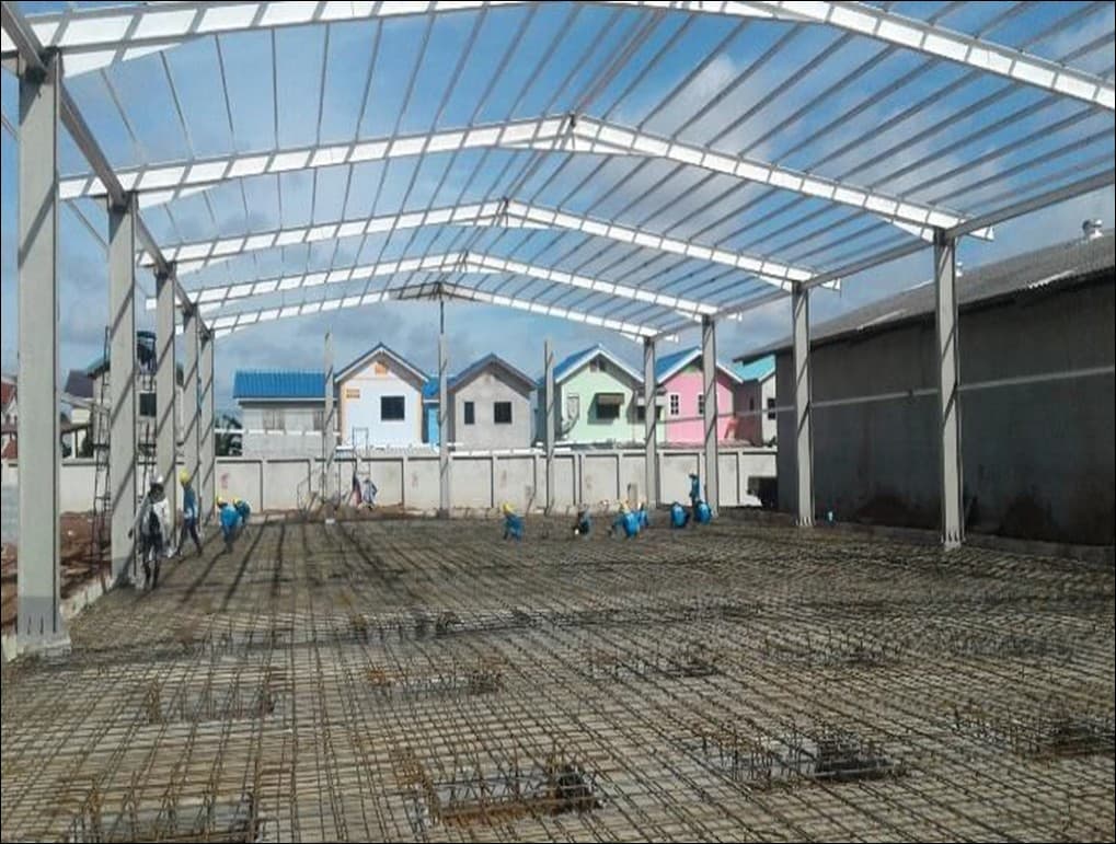 Warehouse structure progress photo