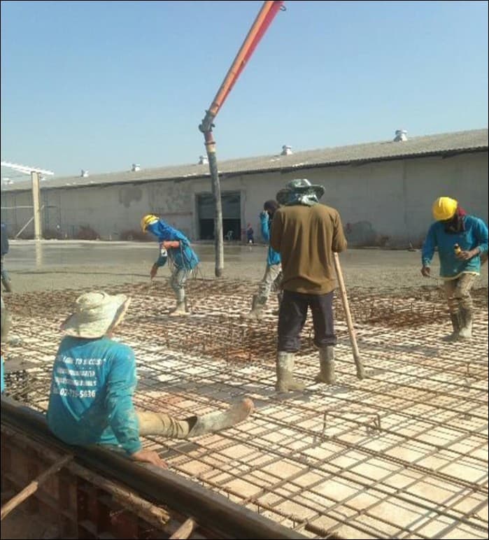 Warehouse structure progress photo